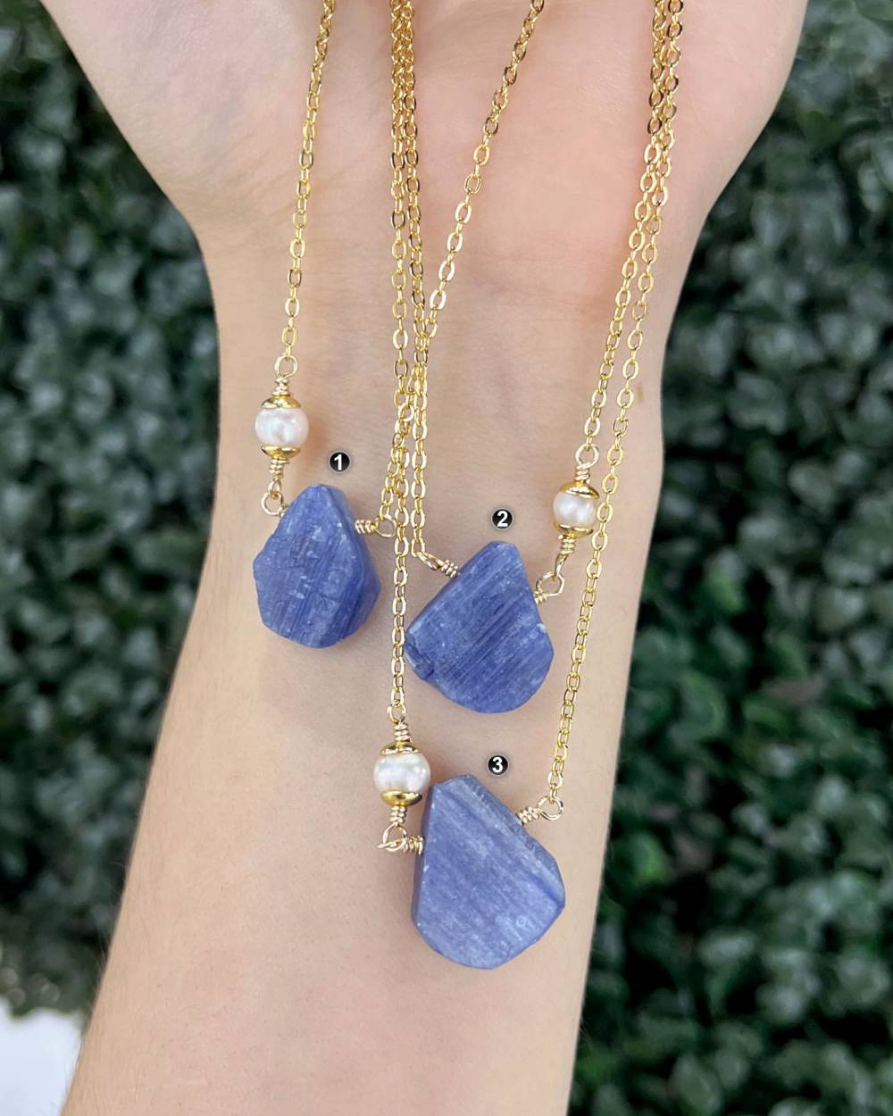 Exclusive Jewelry made of Precious Metals and Stones Real 10K Wh 並行輸入品 Made In Italy Jewelry And A Precious New Alloy Launch At Oroarezzo